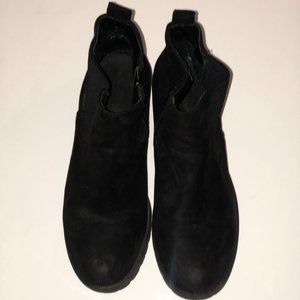 BLACK PLATFORM SUEDE NASTYGAL BOOTS SIZE 7.5